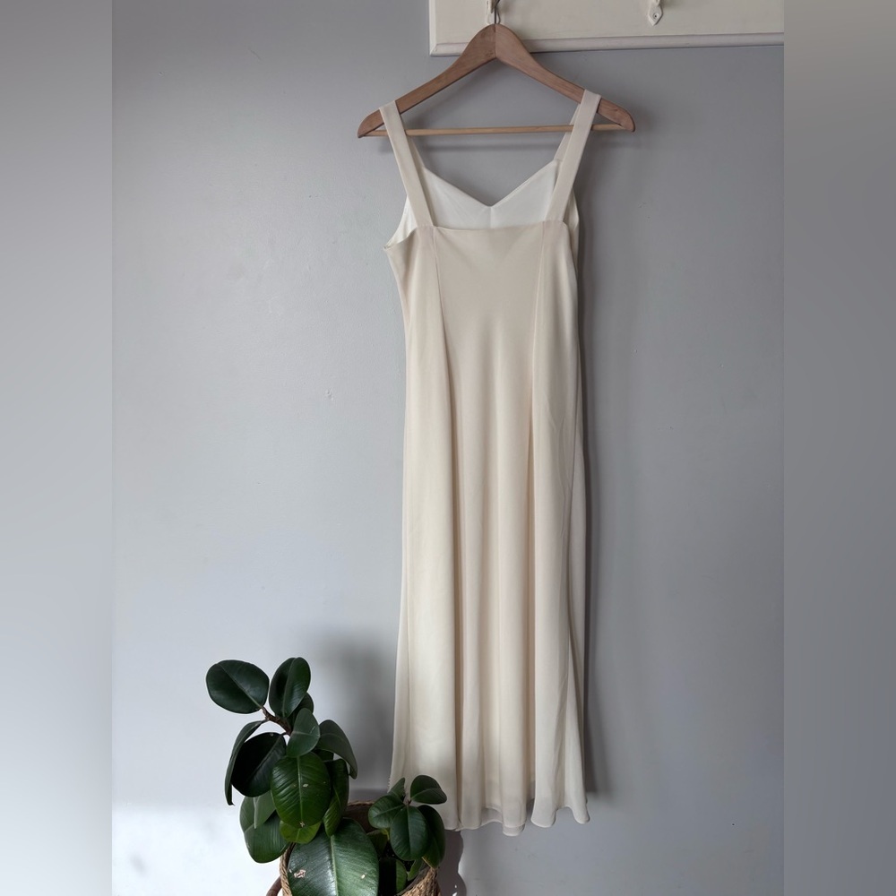 Vintage Ivory Minimalist Wedding Dress | Women’s Small - Picture 4 of 10